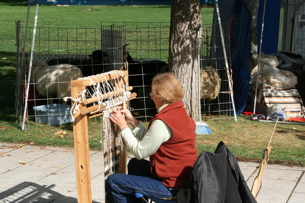 Weaving at GBFAF